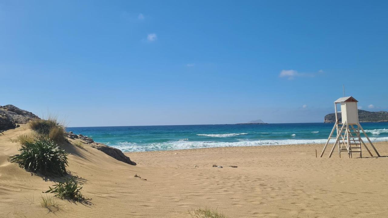 Pagoni Selini N 1 Chania * Κολυμβάρι